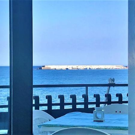 Vacanzenaxos - Casa Frontemare Lägenhet Giardini Naxos Exteriör bild