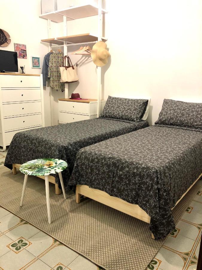 Vacanzenaxos - Casa Frontemare Lägenhet Giardini Naxos Exteriör bild