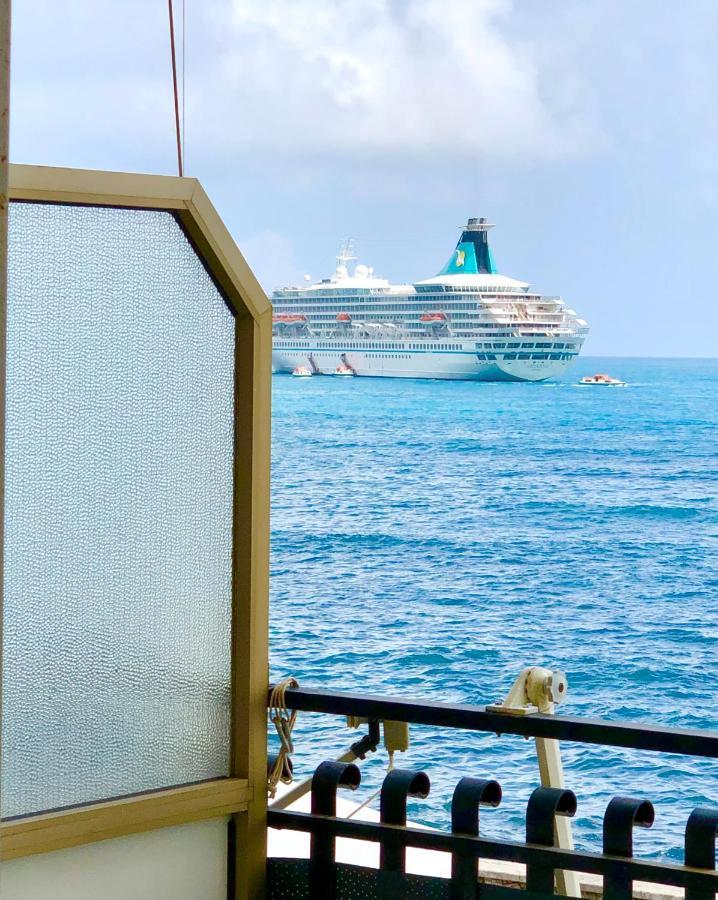 Vacanzenaxos - Casa Frontemare Lägenhet Giardini Naxos Exteriör bild